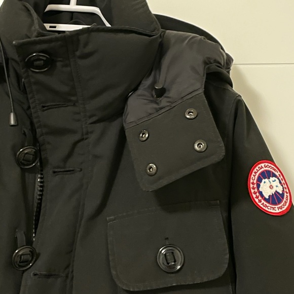 CANADA GOOSE JACKET - Picture 11 of 12